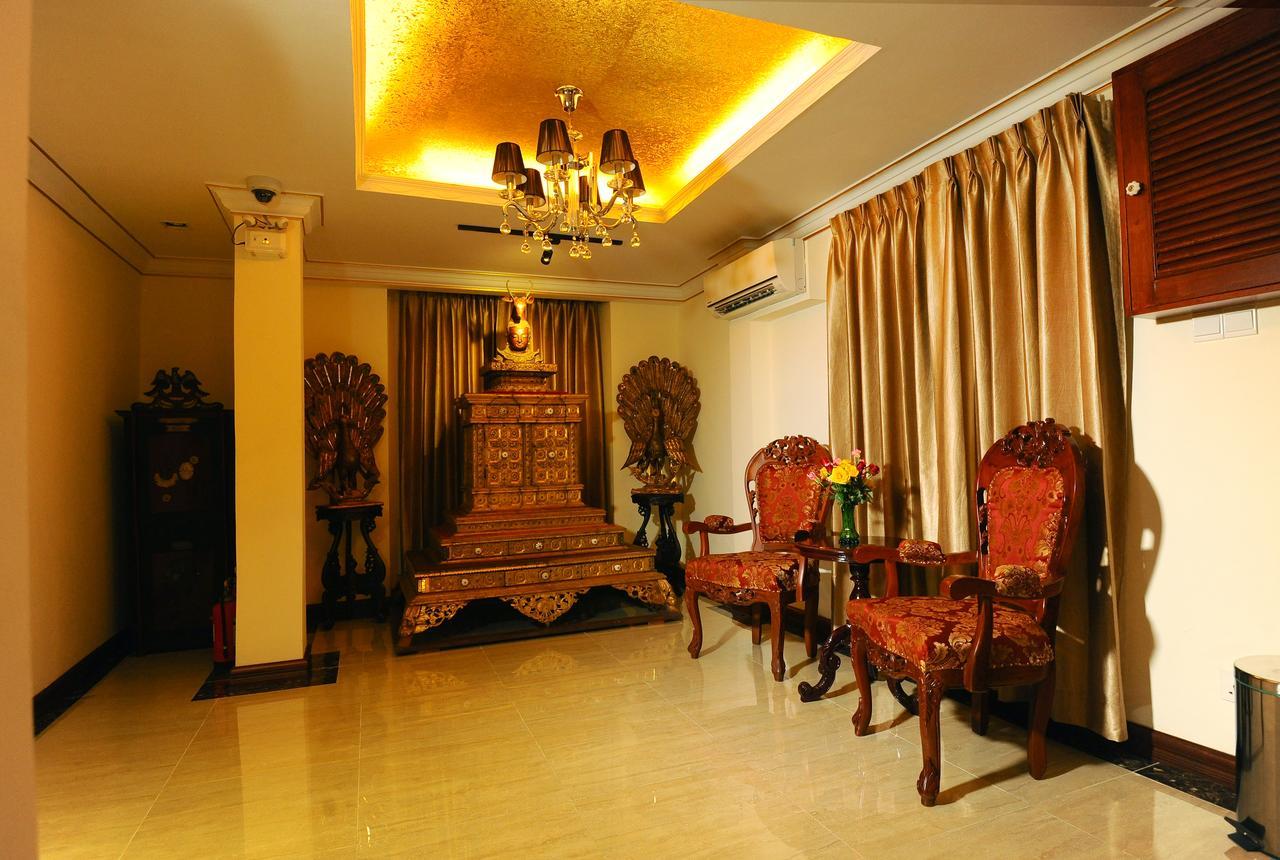 Union Square Hotel Yangon Exterior photo